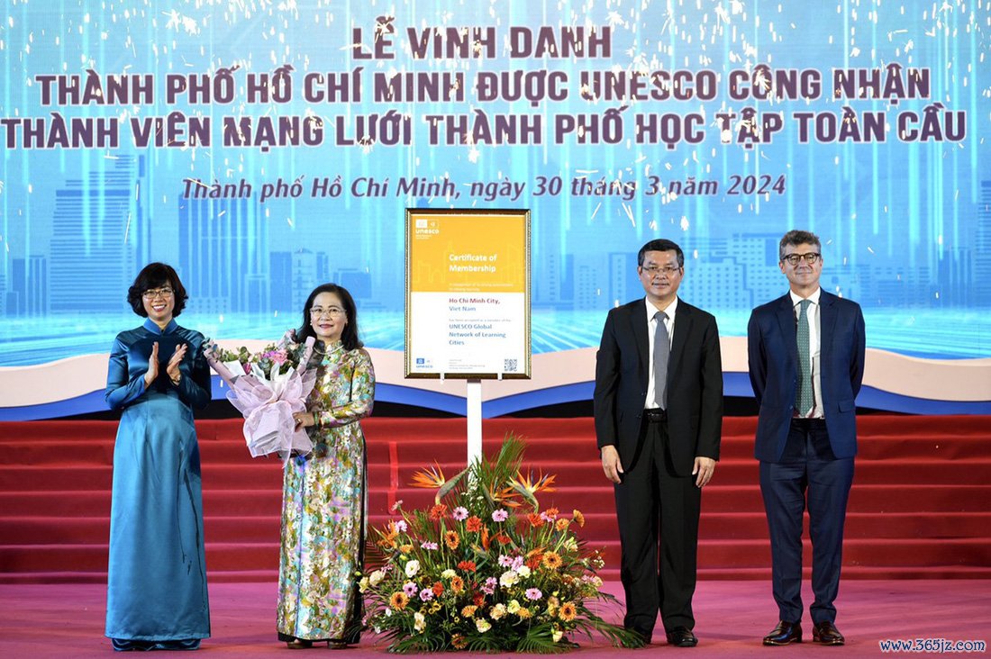 10 dấu ấn nổi bật của TP.HCM năm 2024: Ra mắt Trung tâm Cách mạng Công nghiệp 4.0 - Ảnh 6.